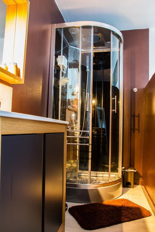 L'Armourier Bed and Breakfast Largentière Δωμάτιο φωτογραφία