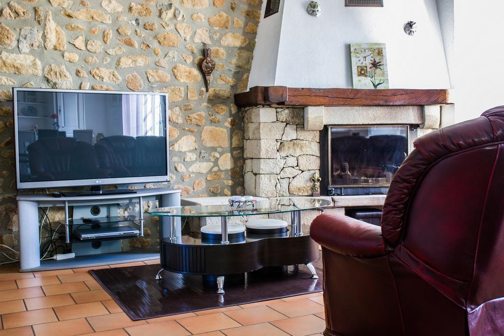 L'Armourier Bed and Breakfast Largentière Εξωτερικό φωτογραφία